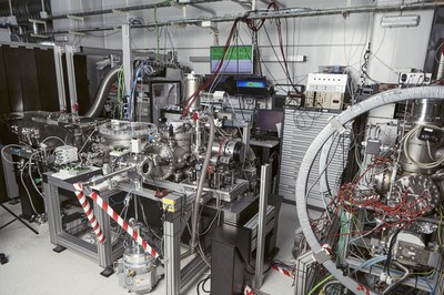 Figure of the Attoscience Facility. Shown is the SXR beamline (left) and Reaction Microscope (right)